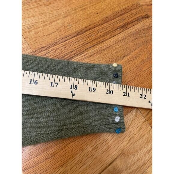 Newton Trading Co. Women's Sweater Cardigan Embroidered Button Detail PM Green - Picture 6 of 7